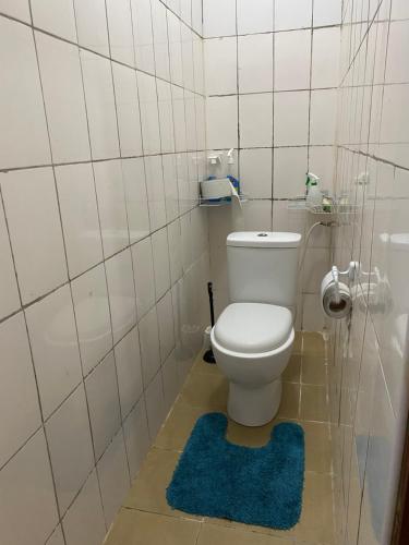 Ένα μπάνιο στο Diani Budget Homes