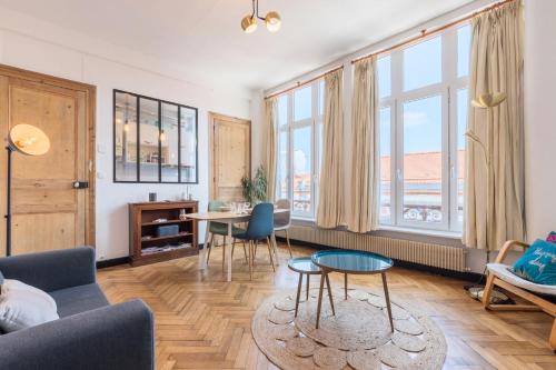 Photo de la galerie de l'établissement Wazemmes appartement lumineux à côté du marché!, à Lille