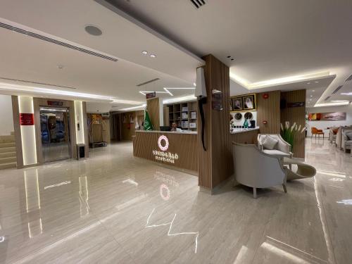 eine Lobby eines Krankenhauses mit Warteraum in der Unterkunft فندق فيرانو in Riad