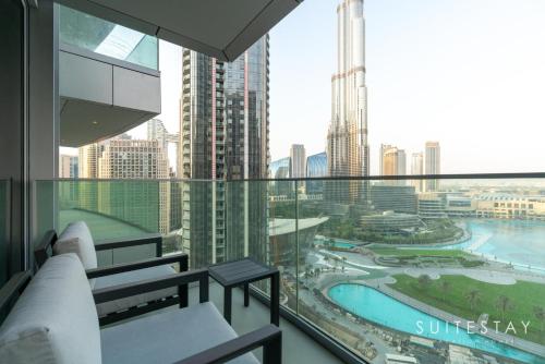 Fountain and Burj Khalifa Facing Exclusive Suite