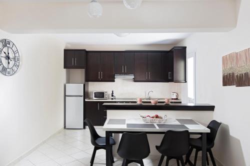 Η κουζίνα ή μικρή κουζίνα στο Kostas 1