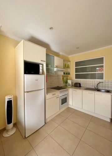 Superb Studio in Castle Harbour C011