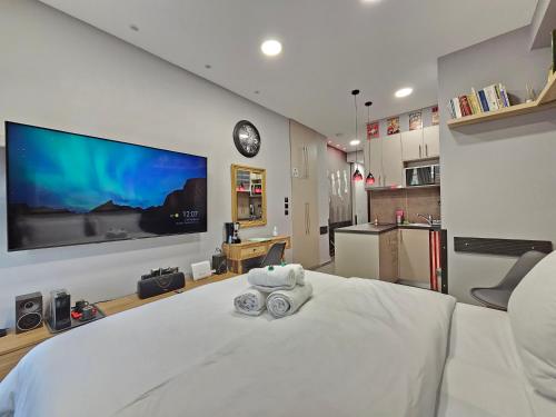 DIONE Luxury Business Suite in the heart of Athens
