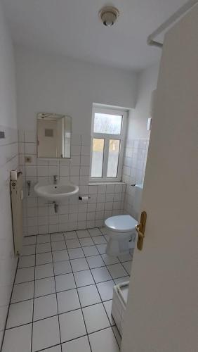 Um banheiro em Mnteurzimmer Pavan H2- KEINE FERIENWOHNUNG