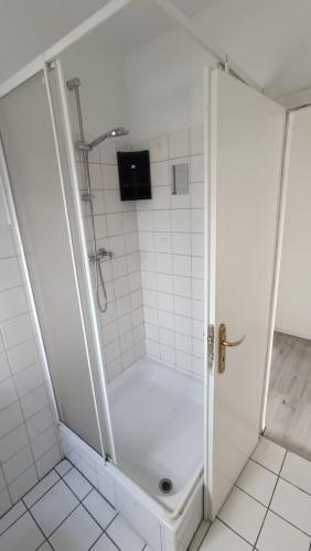 Um banheiro em Mnteurzimmer Pavan H2- KEINE FERIENWOHNUNG