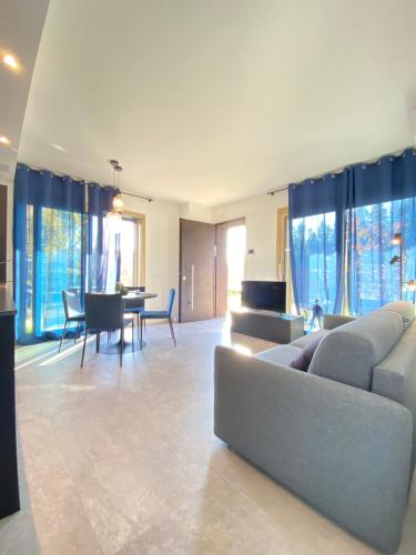 Posezení v ubytování Residenza Cortemaggiore Luxury - Flexrent Immobiliare Abissinia
