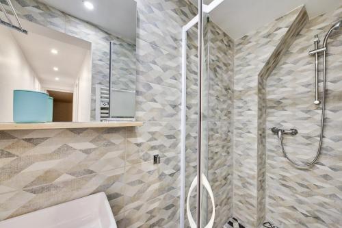 Photo de la galerie de l'établissement 112 Suite Patrick - Superbe Appartement à Paris, à Paris