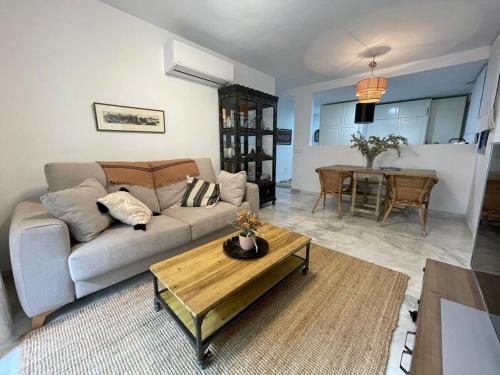 Calu Homes cerca playa de Huelin
