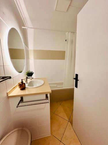 Amazing beach bliss 2br w/private sea view terrace