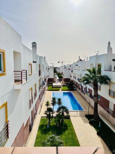 Amazing beach bliss 2br w/private sea view terrace