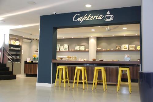Florida Mall & Suites – Photos 2