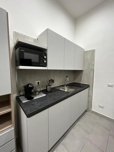 Η κουζίνα ή μικρή κουζίνα στο Gabry’s House