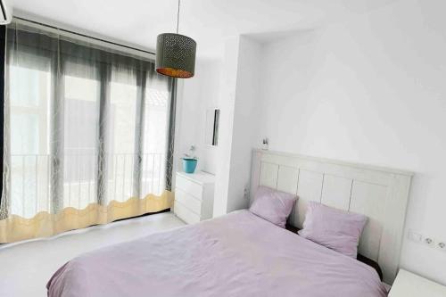 Stylish 2 Bedroom Apartment Next to LaMerced Plaza