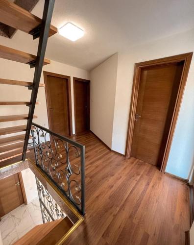 Φωτογραφία από το άλμπουμ του Vikendica Slapovi Banja Luka σε Krupa na Vrbasu