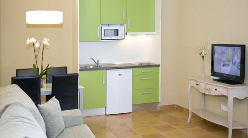 Una cocina o zona de cocina en Hotel La Pergola Mallorca
