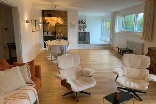 Spacious apartment with terrace