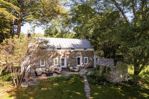 Gallery image of The Accord Estate: Historic Stone House in Accord