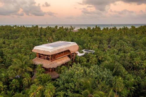 Landskap semula jadi dekat dengan hotel