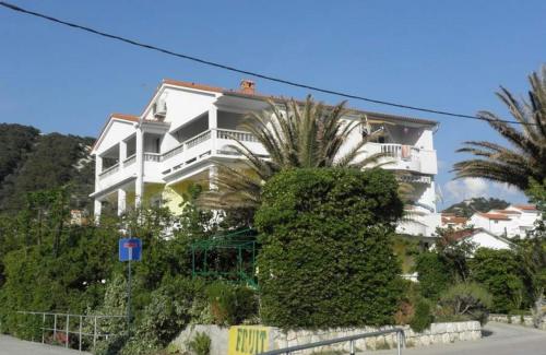 Apartments by the sea Barbat, Rab - 22366