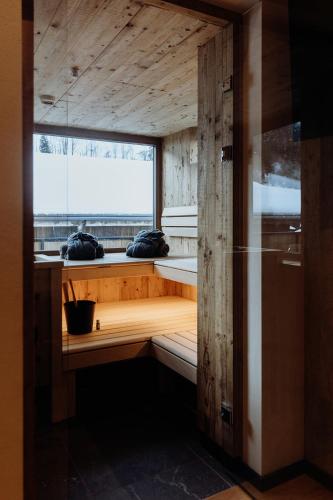 a small room with a window and a window sill at Biohof Ebengut in Maria Alm am Steinernen Meer