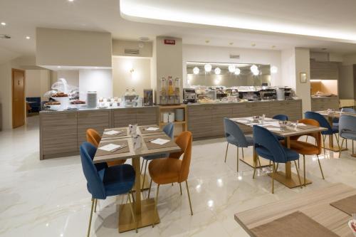 Εστιατόριο ή άλλο μέρος για φαγητό στο Hotel Nasco