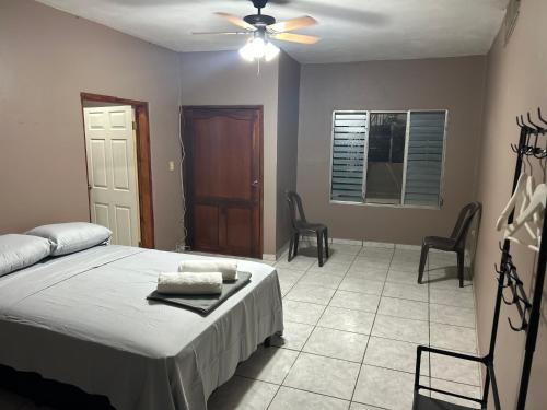 Katil atau katil-katil dalam bilik di Espacio Hermes, Céntrico, Acogedor y Privado en Comayagua