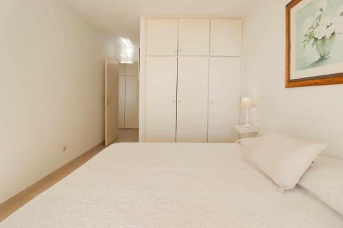 Katil atau katil-katil dalam bilik di MarketHome Sea View Sueño Azul