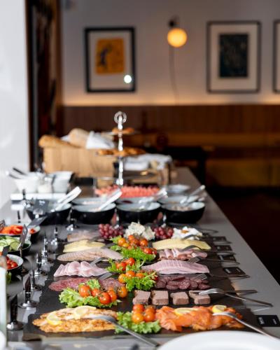 Jídlo v hotelu nebo okolí