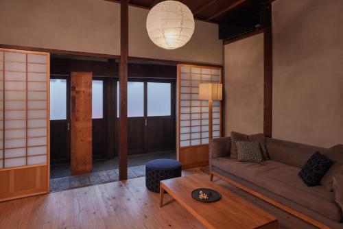 Гостиная зона в HOTEL CULTIA DAZAIFU