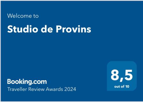 Studio de Provins tesisinde sergilenen bir sertifika, ödül, işaret veya başka bir belge