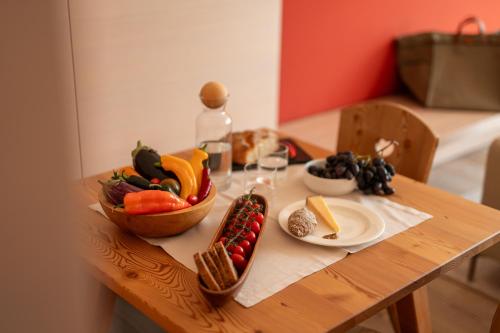 Comida en o cerca de este apartahotel