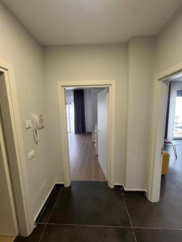 5th Floor Apartment Sea View, Qerret - Imazhi 6