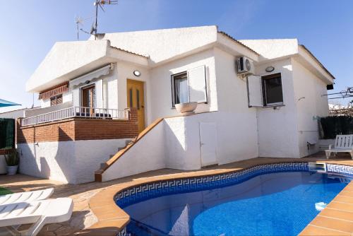 CAMINS - Casa en Riumar con piscina privada
