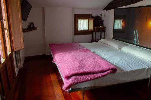 Postel nebo postele na pokoji v ubytování Alojamiento Rural Coliving Sojuela