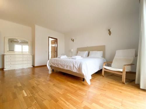 Holiday House Praia D Ana