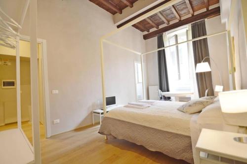 Keys of Italy - Albero 15 - Big and Small apt by Train station 2nd floor