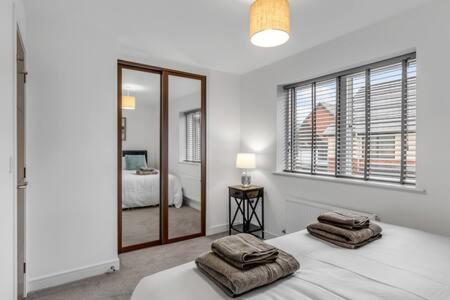 2 bedroom house NE Norwich tesisinde bir oturma alanı