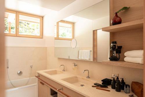 Un baño de Pergola Residence