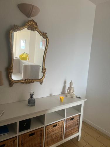 Photo de la galerie de l'établissement 2 pièces cabine vue mer la turbie, à La Turbie