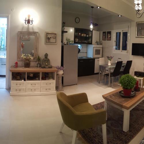 Seashell Apartment
