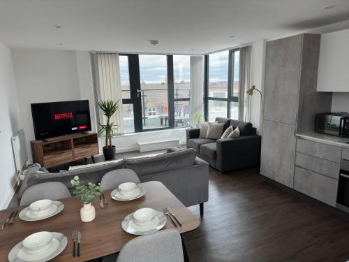Luxury York Minster Penthouse - Free Gym & Parking photo 6
