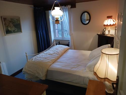 Кровать или кровати в номере No 2 route de la maronne, Loupiac la Gare