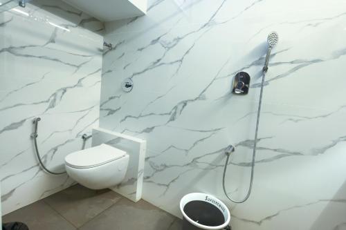 Ένα μπάνιο στο Anukraha Home stays