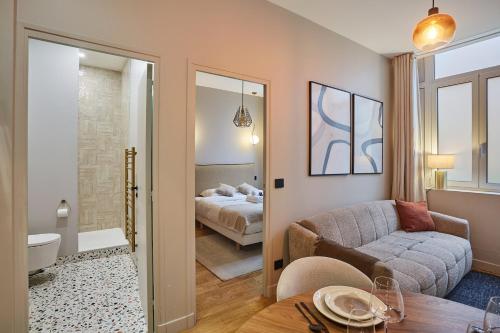 Residence Center of Paris by Studio prestige