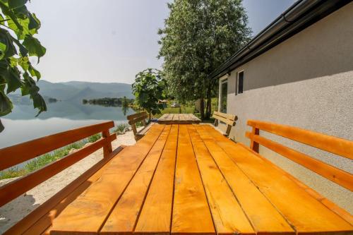 Gambar di galeri bagi ''Lake House Jana'' Ramsko Jezero di Prozor