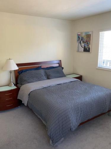 Gallery image of Spacious and bright queen bed room with private bathroom in Richmond