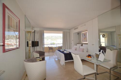 Studio Cannes Grand Hôtel Ibis avec Terrasse