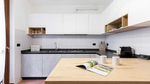 Dapur atau dapur kecil di Italianway - Villa Donatori