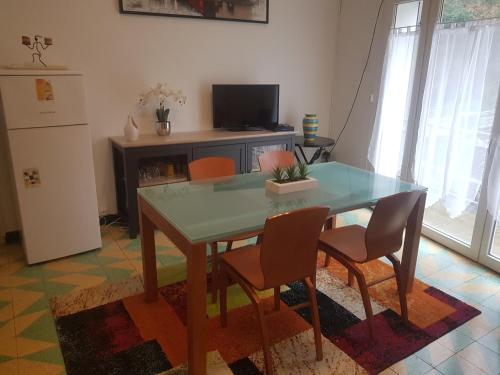 Les Pieds dans l'eau