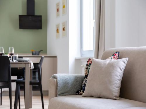 The Best Rent - Spacious and renovated two-bedroom apartment downtown